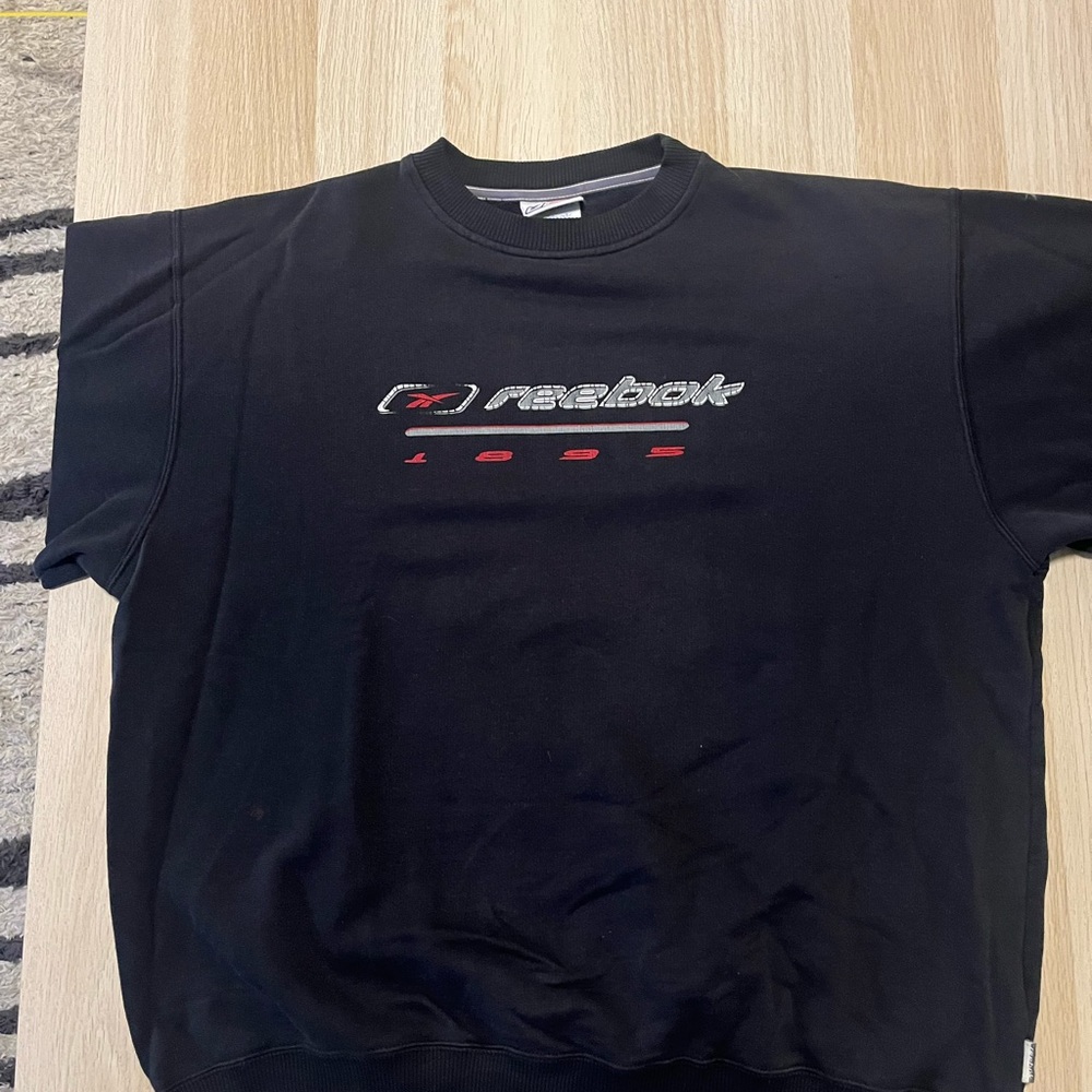 VINTAGE Reebok Crewneck Size L/XL